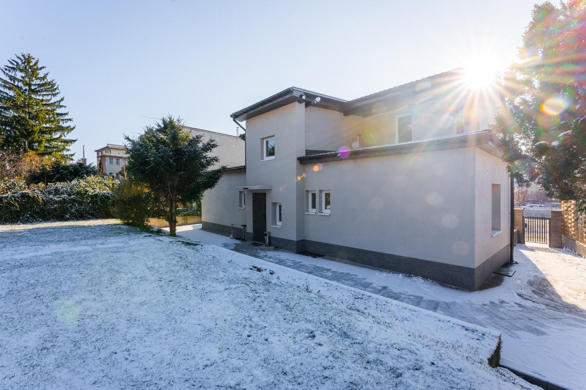 Apartmany Praha-Modrany Экстерьер фото